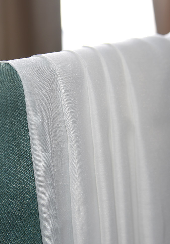 Doorlaatbaarheid van zuiver polyester, pure, inherent vlamvertragende stof voor hotelkamer